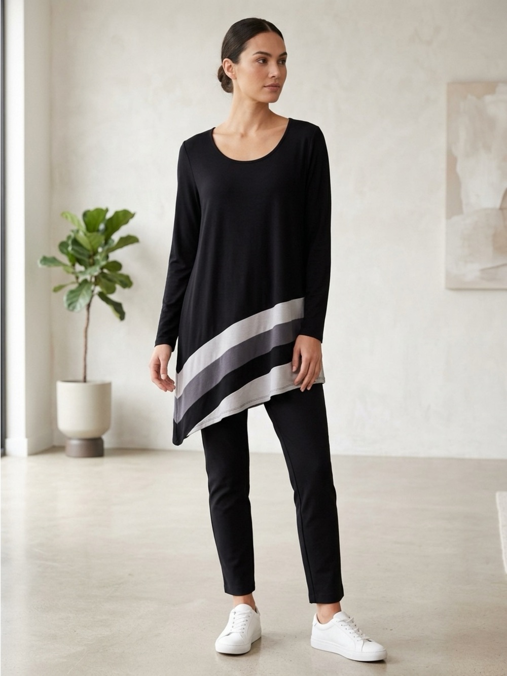 K Jordan Black Stripped Asymmetric Hem Tunic Top XL (NWOT)